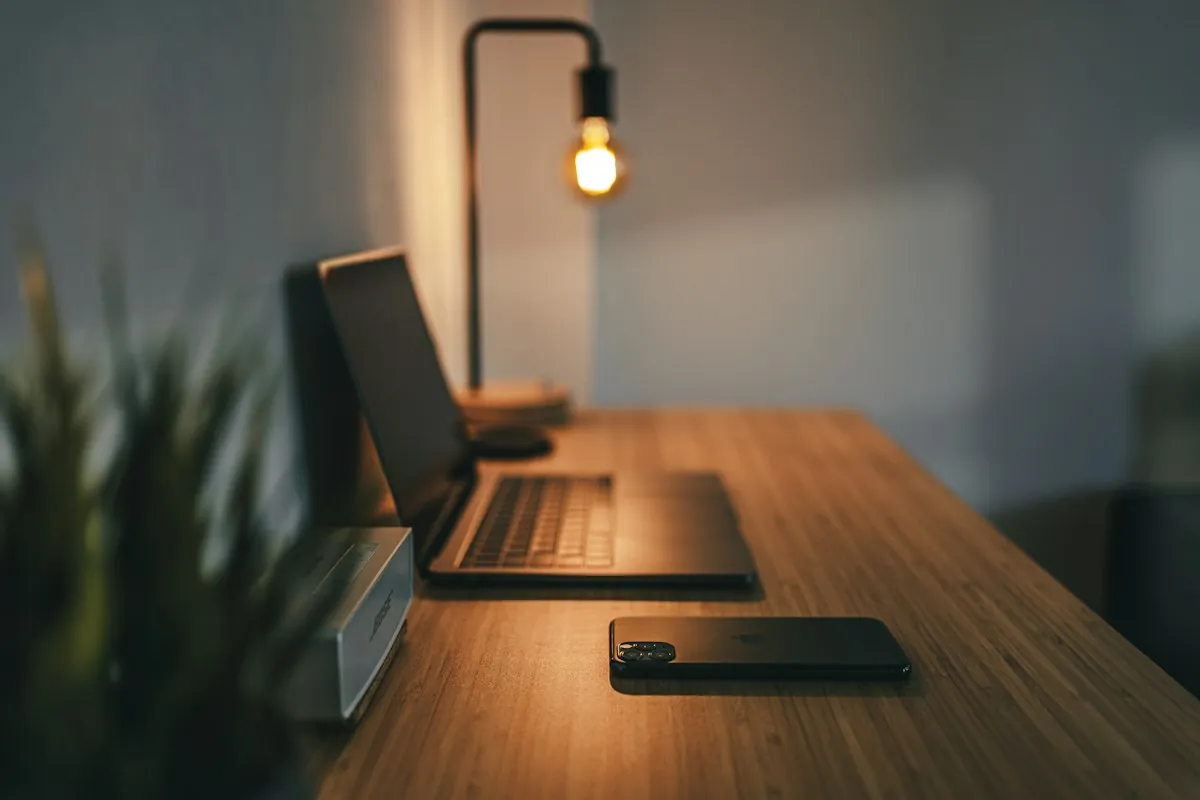 Modern aesthetic home workstation in UAE